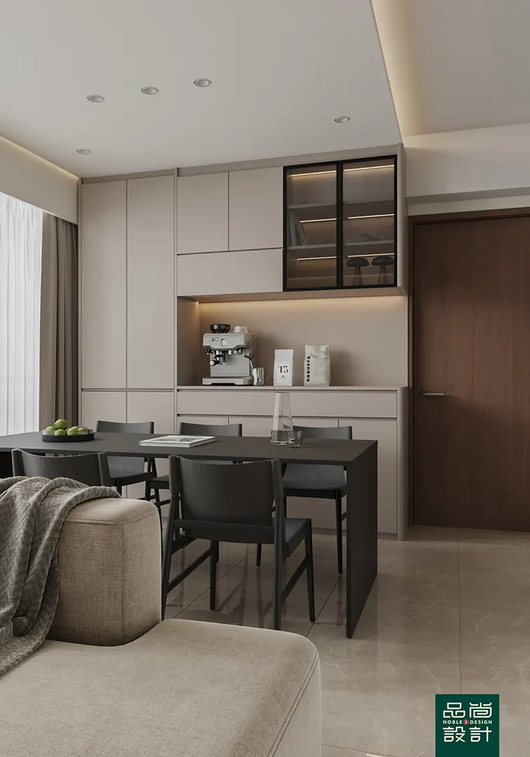 Parc Central Residences 4 Bedroom — interior by Noble Interior Design