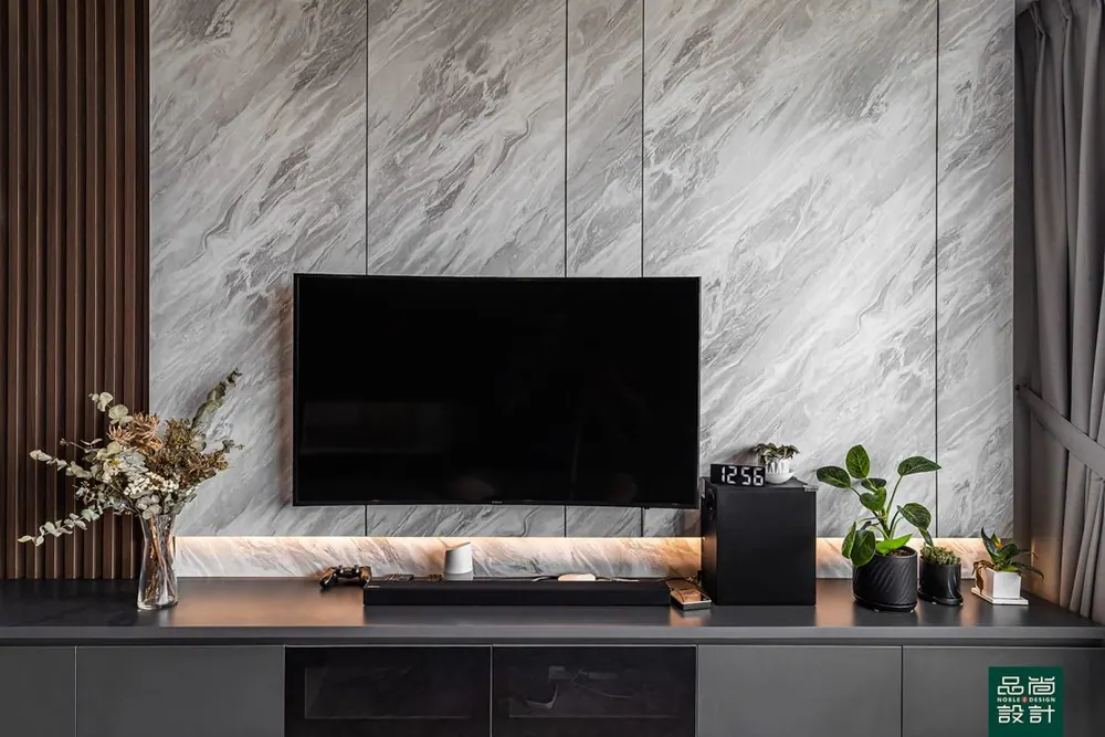 Living room in Dunman Place 3 Bedroom — interior by Noble Interior Design