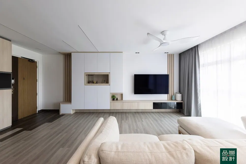 Living room in Punggol Edgedale Plains 5-room — interior by Noble Interior Design