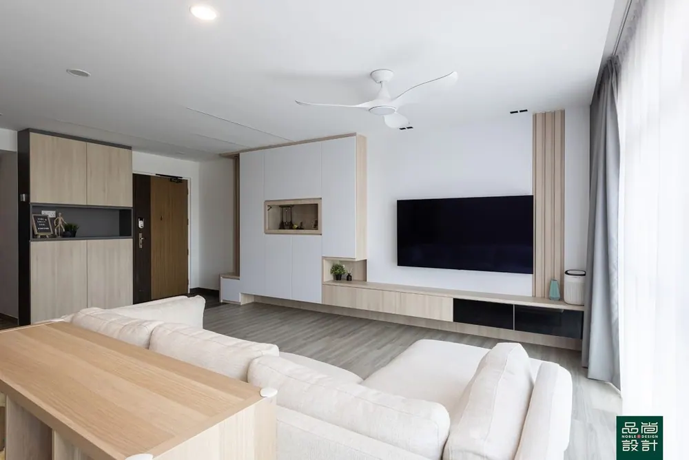 Living room in Punggol Edgedale Plains 5-room — interior by Noble Interior Design