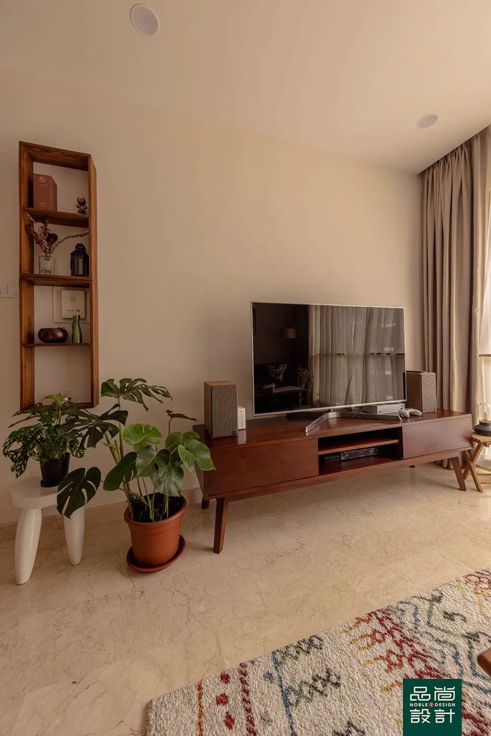 Ventana 2 Bedroom — interior by Noble Interior Design
