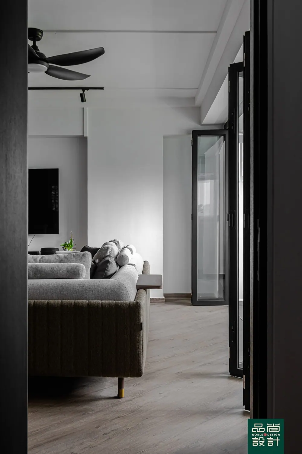 Pasir Ris 5-room — interior by Noble Interior Design
