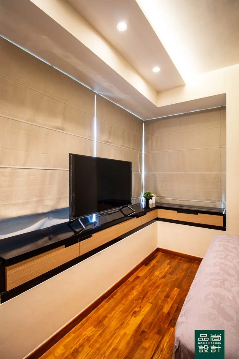 Bathroom in Kovan Melody 2 Bedroom — interior by Noble Interior Design