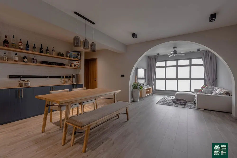 Living room in Waterfront II @ Northshore 4-room — interior by Noble Interior Design