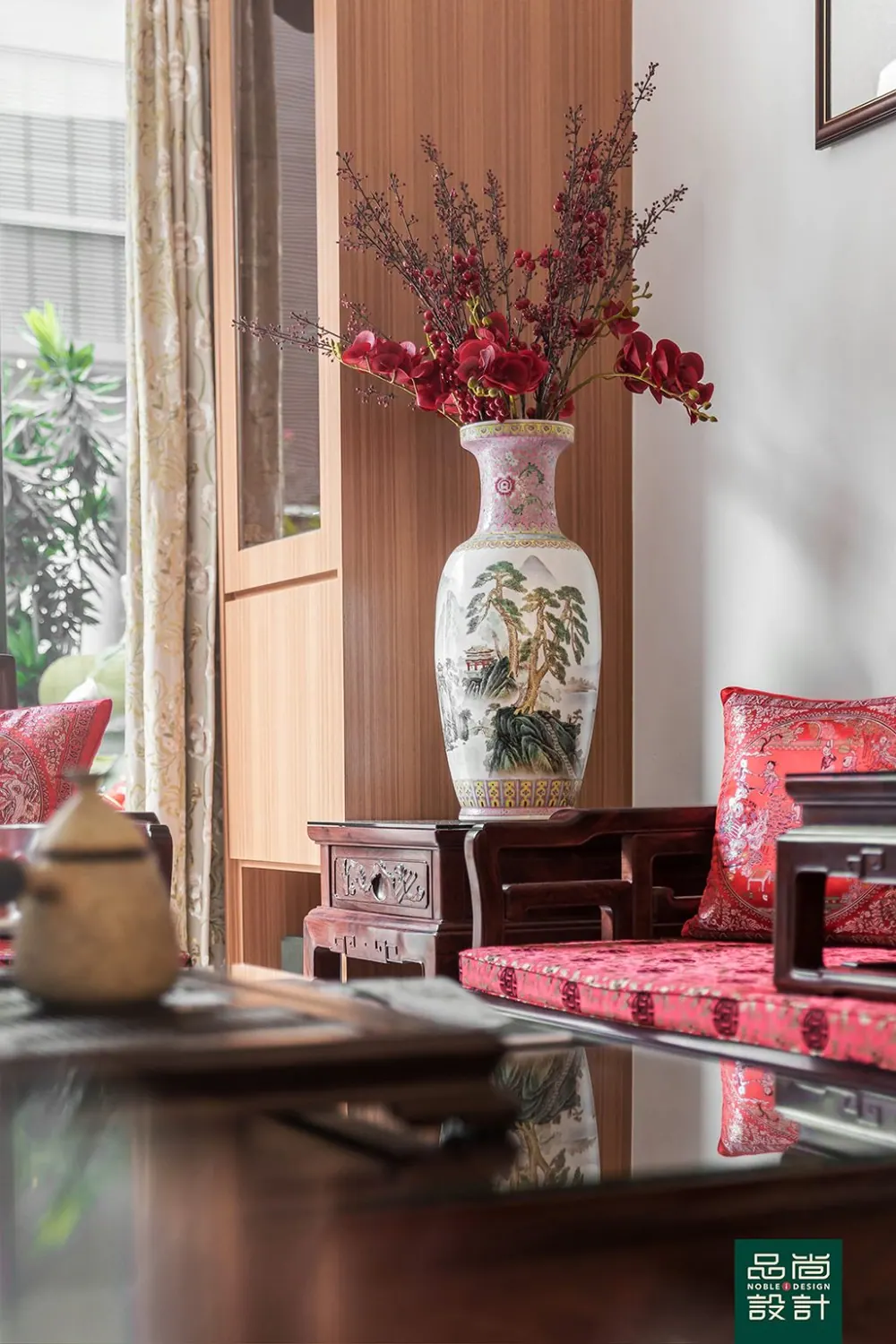 Living room in Hillcrest Villa — interior by Noble Interior Design