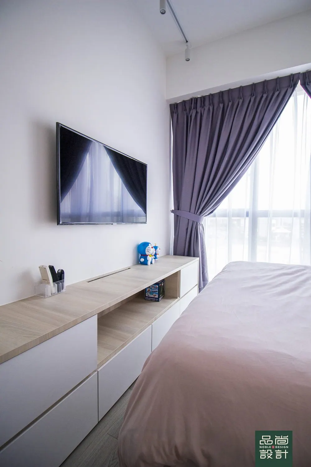 Feature wall in The Alps Residences 2 Bedroom — interior by Noble Interior Design