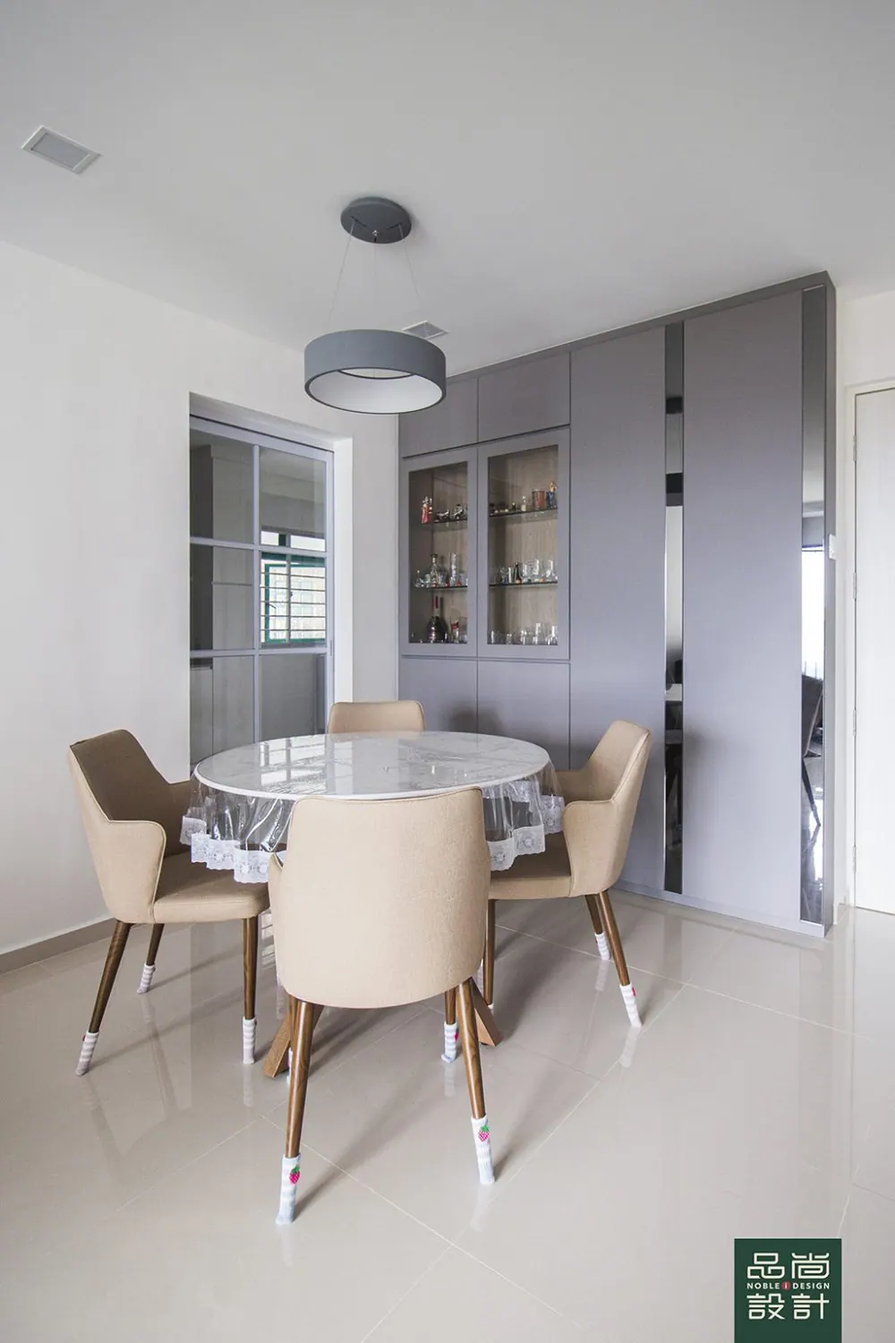Dining area in Admiralty Dr 4-room — interior by Noble Interior Design