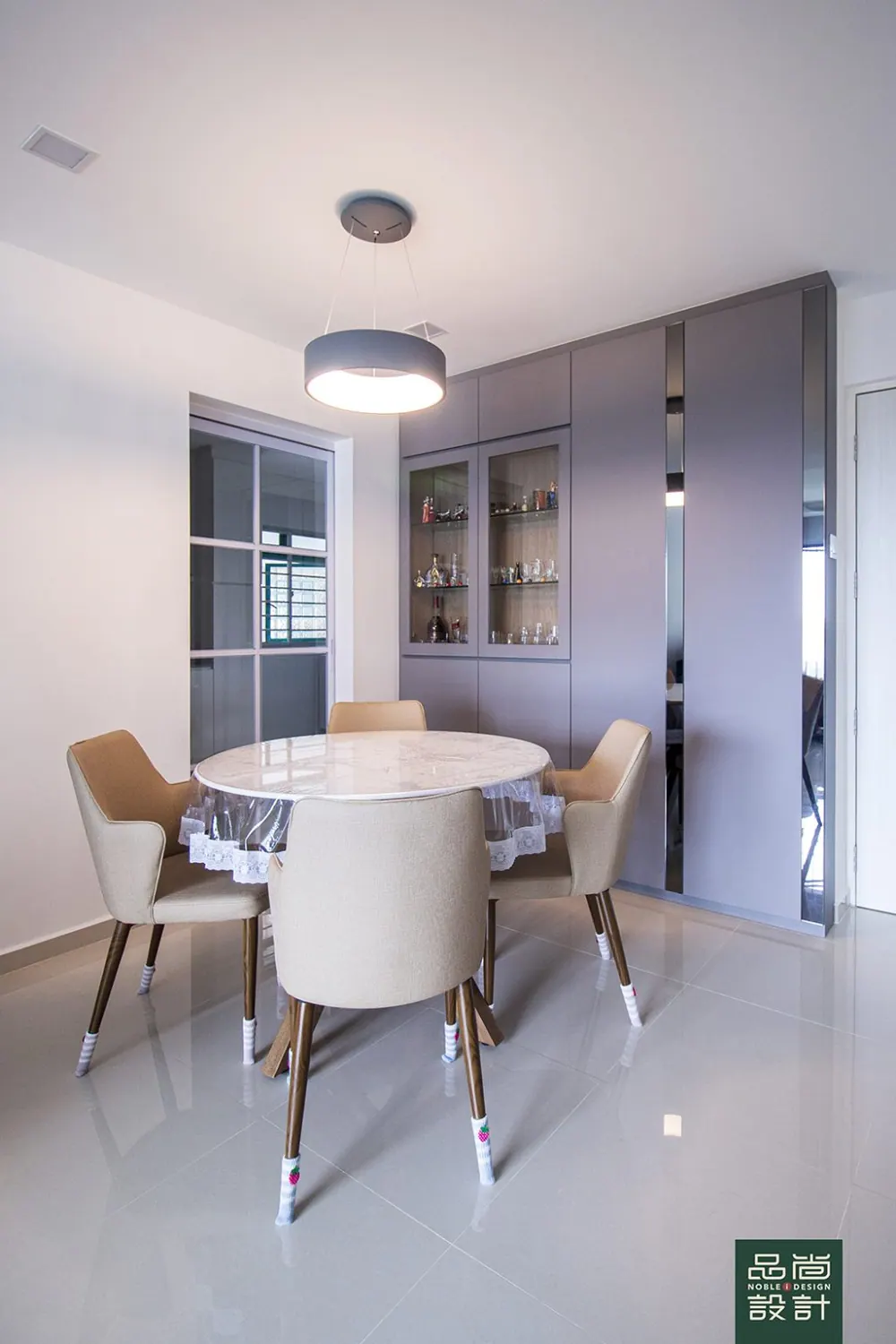 Dining area in Admiralty Dr 4-room — interior by Noble Interior Design