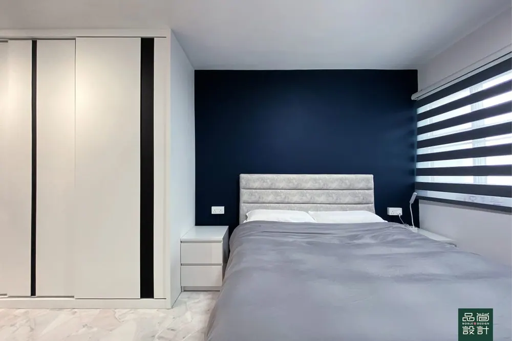 Master bedroom in Yishun Gardens 3-room — interior by Noble Interior Design