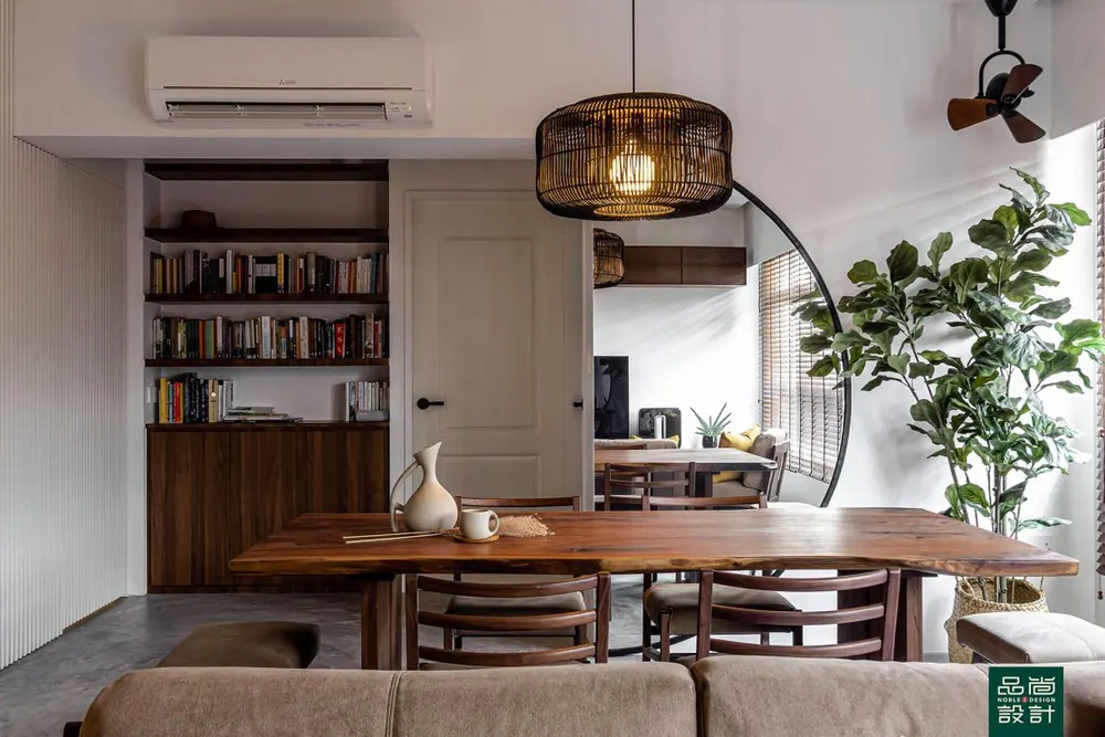 Dining area in GreenVerge @ Tampines 4-room — interior by Noble Interior Design