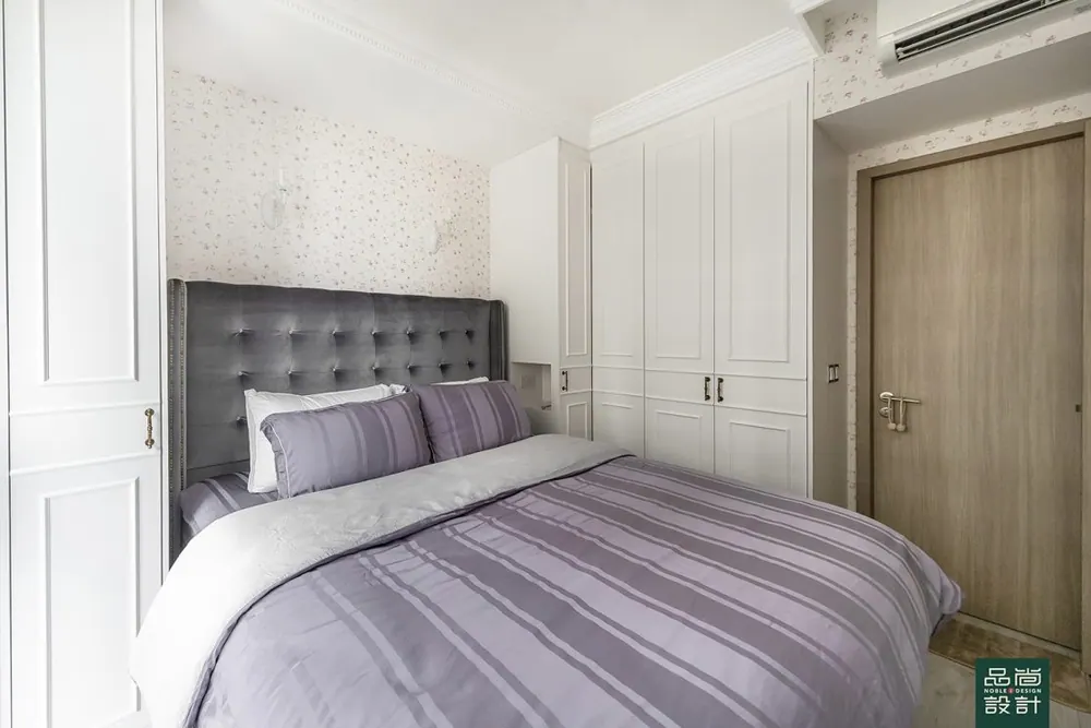 Sol Acres 3&FlexRoom — interior by Noble Interior Design