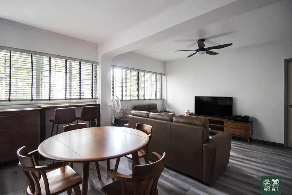 Living room in Jurong East 4-room — interior by Noble Interior Design