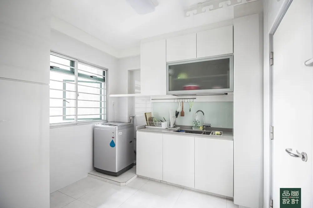 Kitchen in Admiralty Dr 4-room — interior by Noble Interior Design