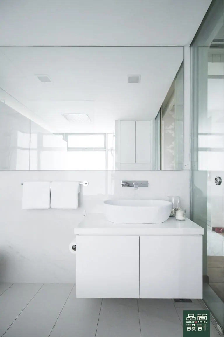 Pavilion 11 3 Bedroom — interior by Noble Interior Design