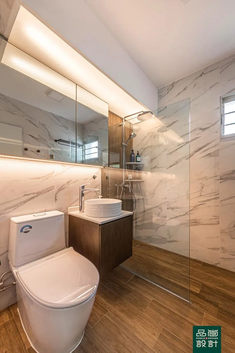 Bathroom in Teck Ghee Vista @ AMK 4-room — interior by Noble Interior Design