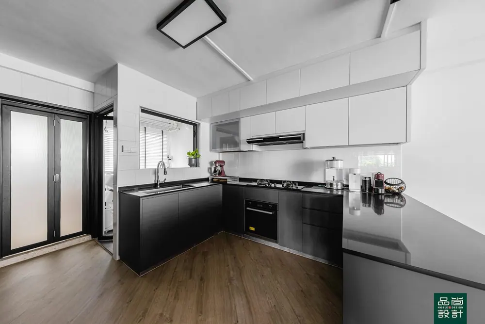 Pasir Ris 5-room — interior by Noble Interior Design