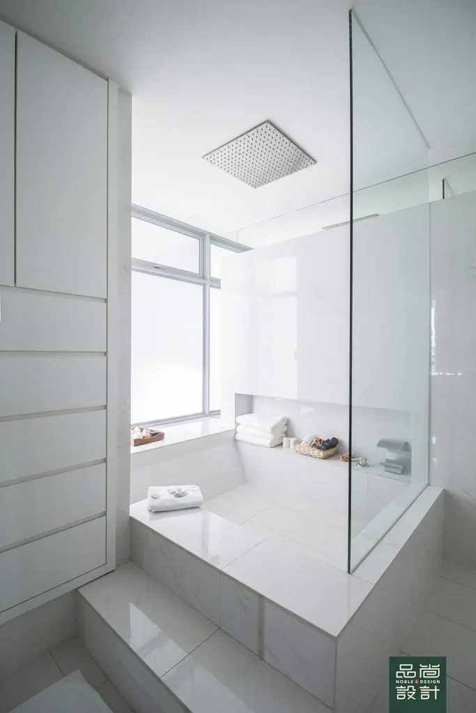 Pavilion 11 3 Bedroom — interior by Noble Interior Design