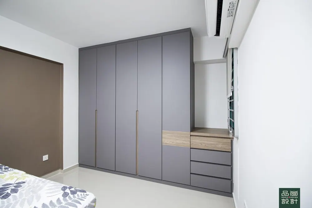 Master bedroom in Admiralty Dr 4-room — interior by Noble Interior Design