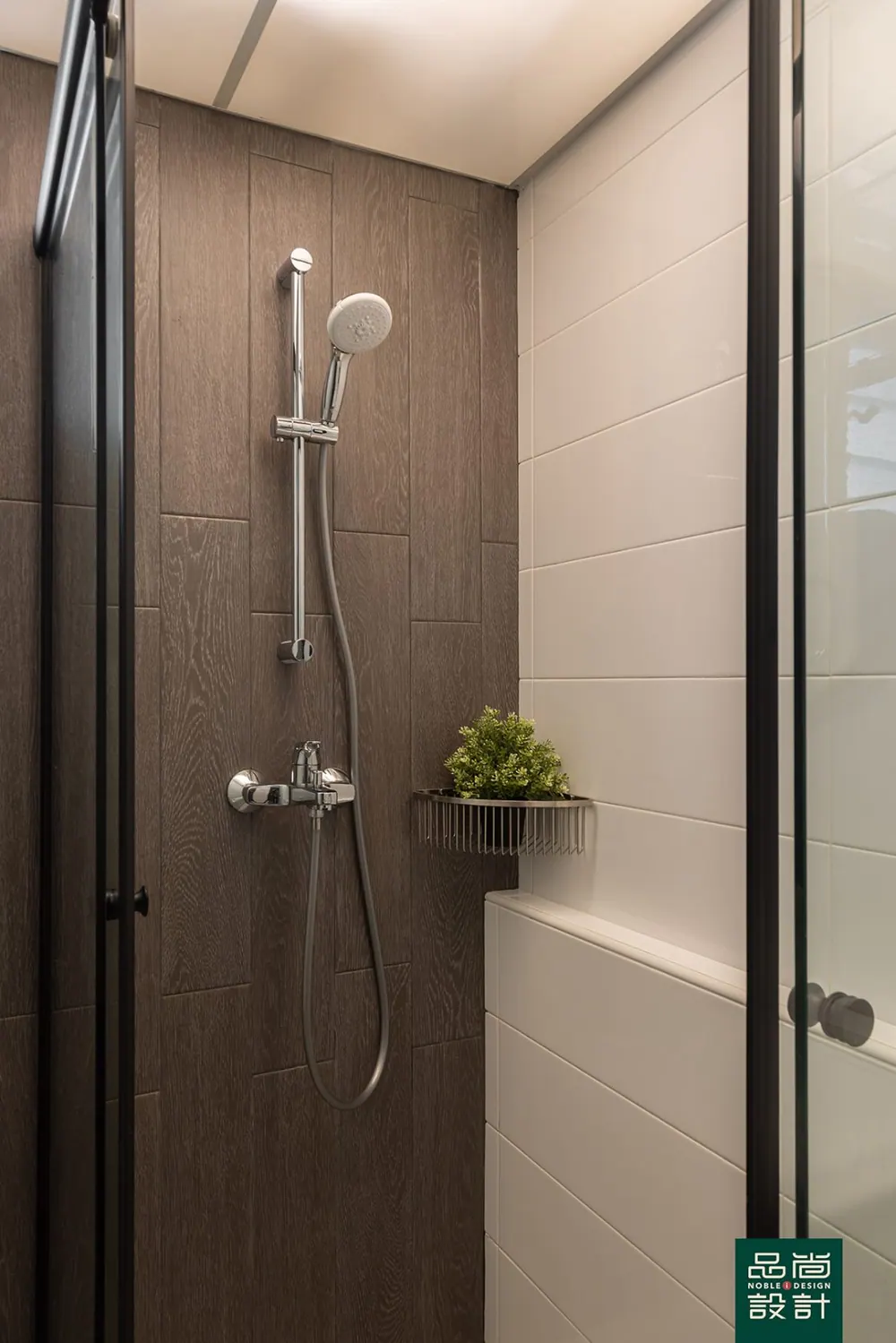 Bathroom in Punggol Edgedale Plains 5-room — interior by Noble Interior Design
