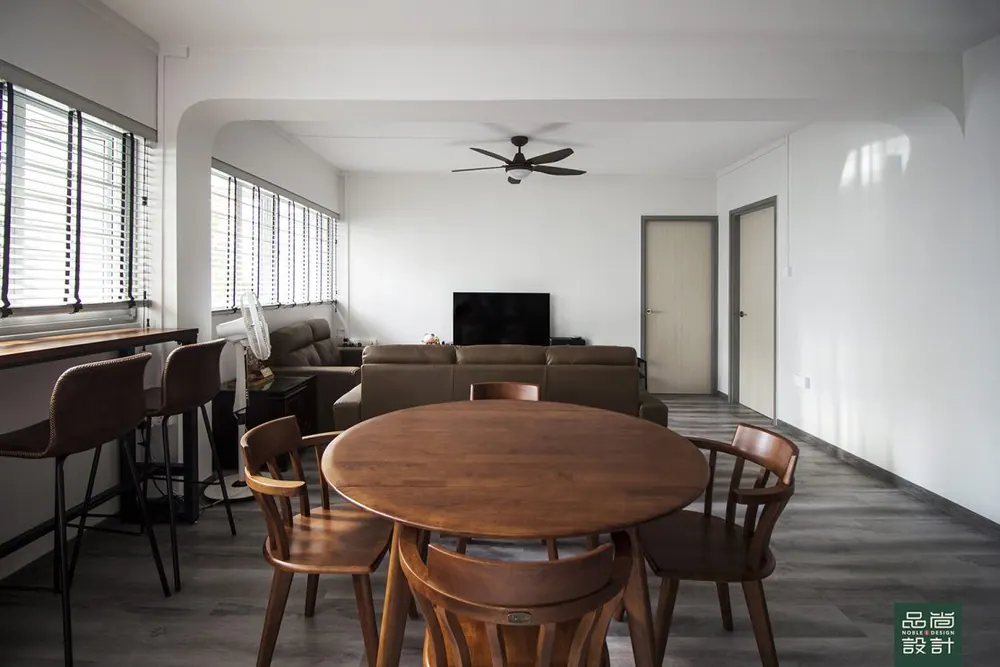 Living room in Jurong East 4-room — interior by Noble Interior Design