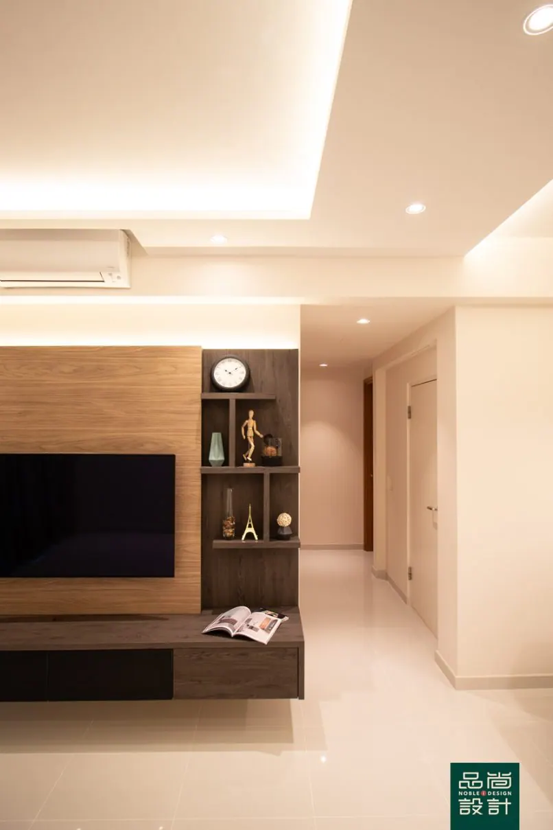 Feature wall in Kovan Melody 2 Bedroom — interior by Noble Interior Design