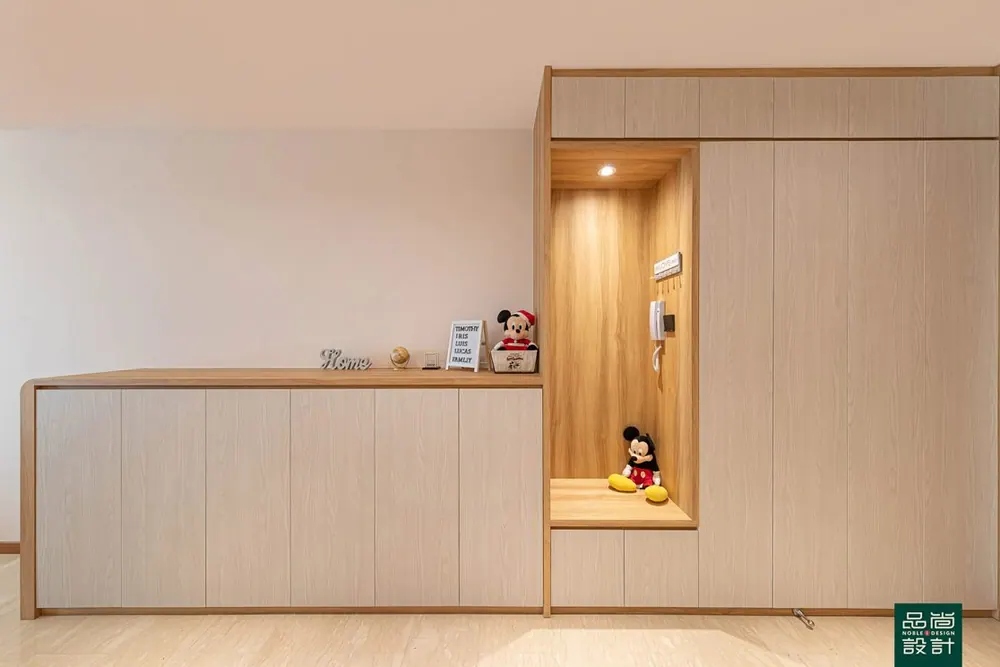 Entrance in Lilydale 3 Bedroom — interior by Noble Interior Design