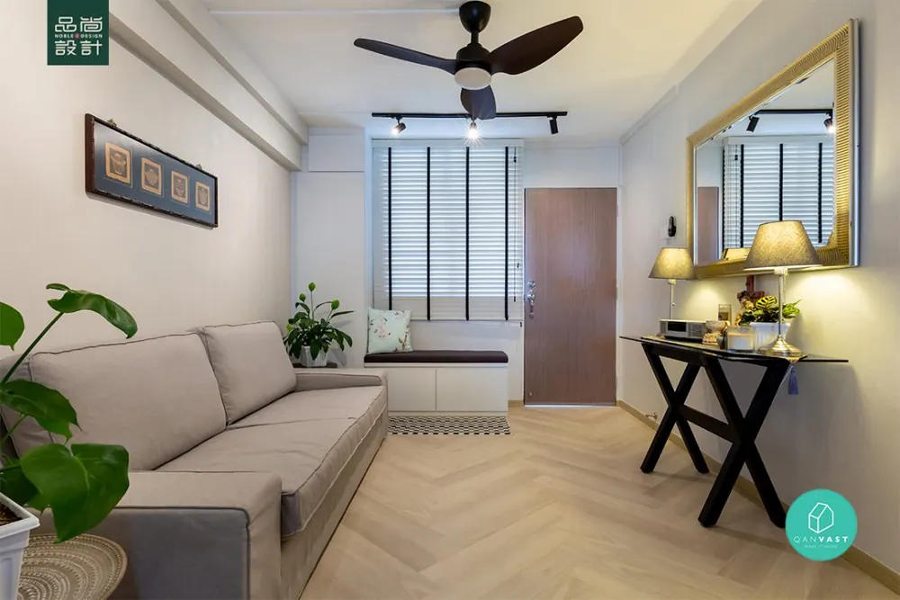 Living room in Toa Payoh Court 3-room — interior by Noble Interior Design