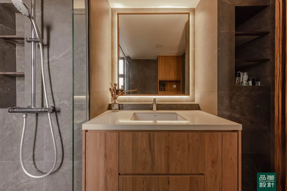 Ventana 2 Bedroom — interior by Noble Interior Design