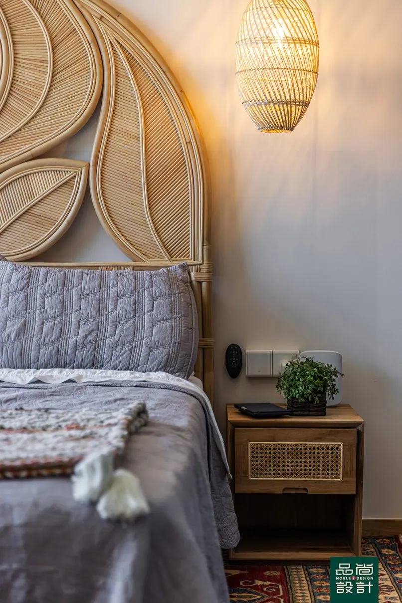 Master bedroom in Twin VEW 4 Bedroom — interior by Noble Interior Design