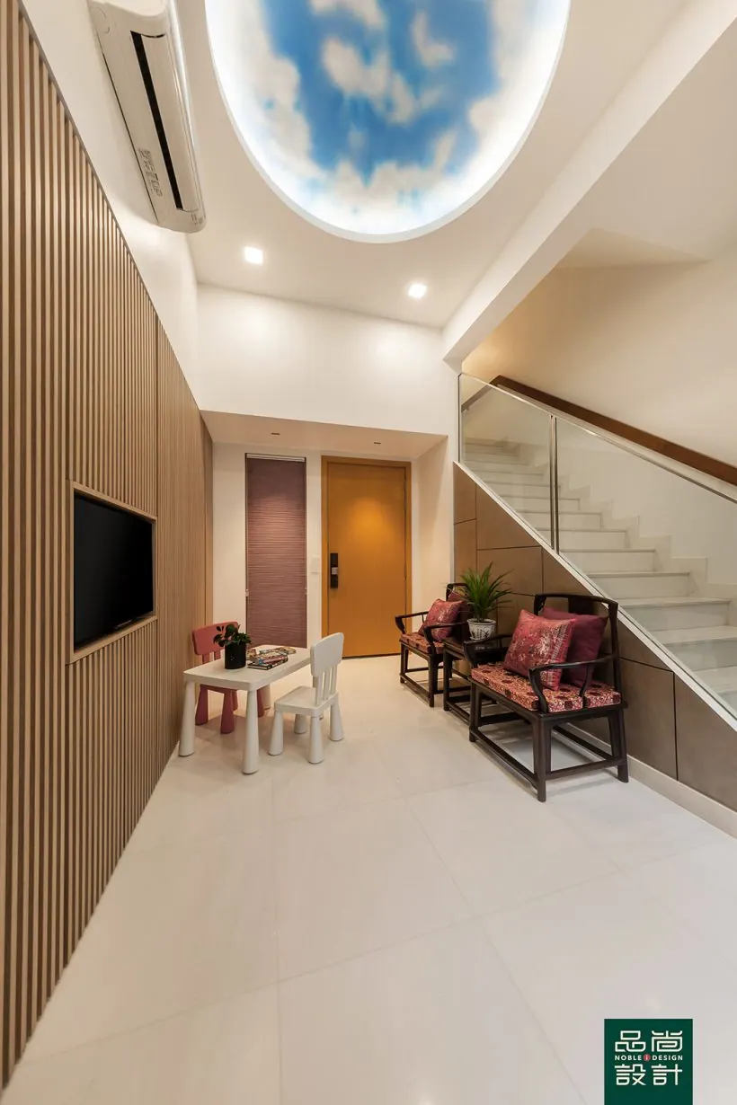 Hillcrest Villa — interior by Noble Interior Design