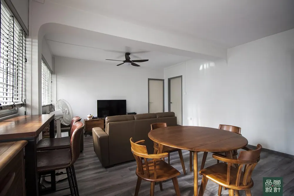 Living room in Jurong East 4-room — interior by Noble Interior Design
