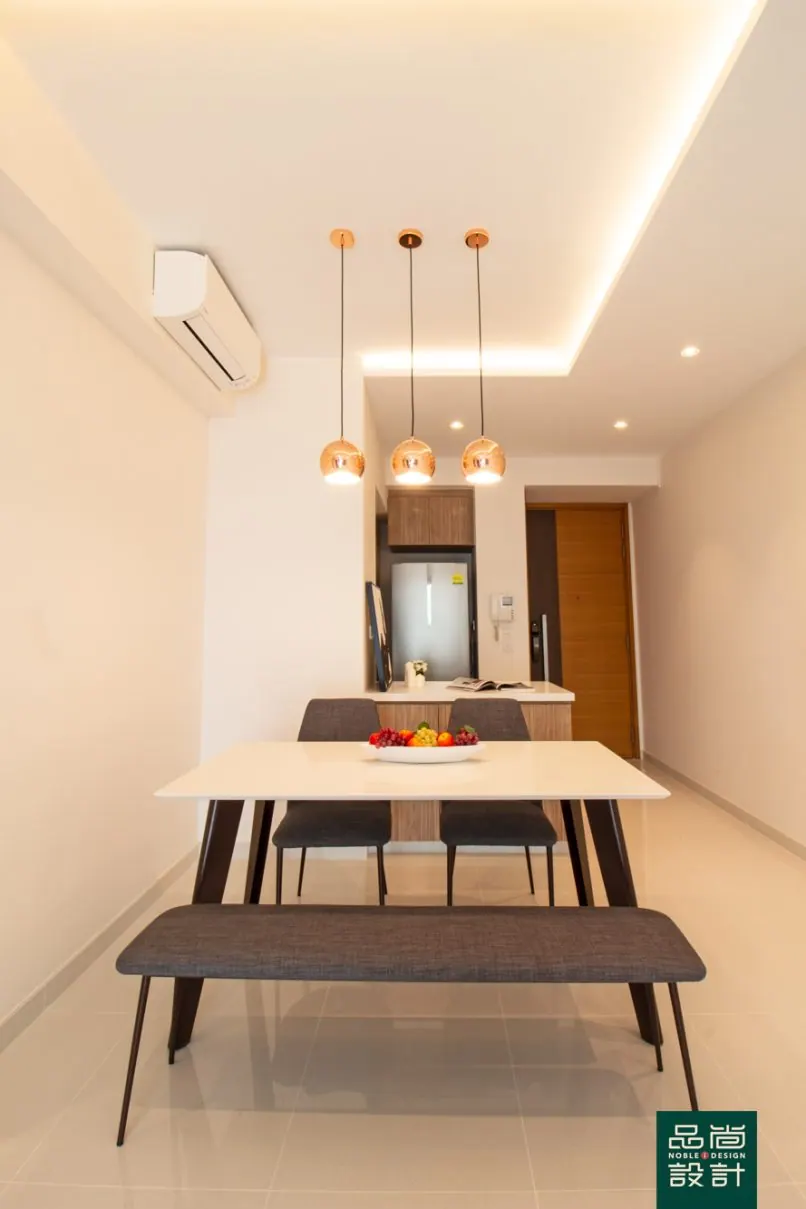 Dining area in Kovan Melody 2 Bedroom — interior by Noble Interior Design