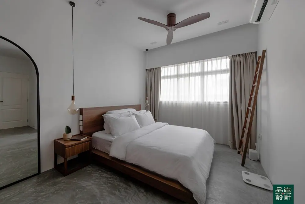 Master bedroom in GreenVerge @ Tampines 4-room — interior by Noble Interior Design