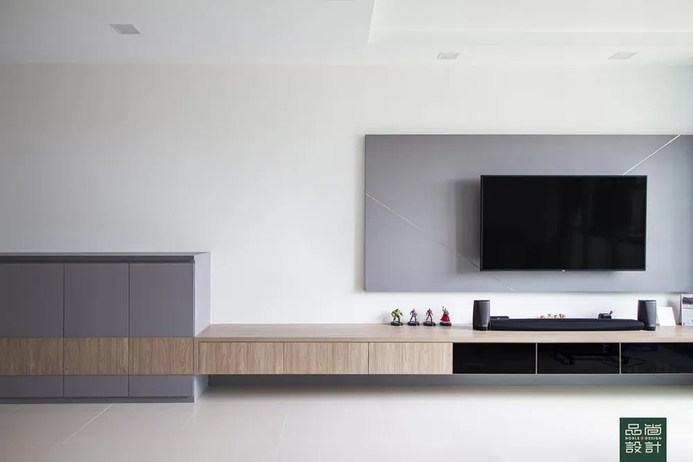 Living room in Admiralty Dr 4-room — interior by Noble Interior Design