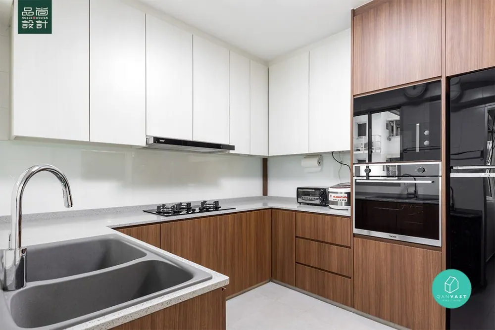 Kitchen in Fernvale Ridge 5-room — interior by Noble Interior Design