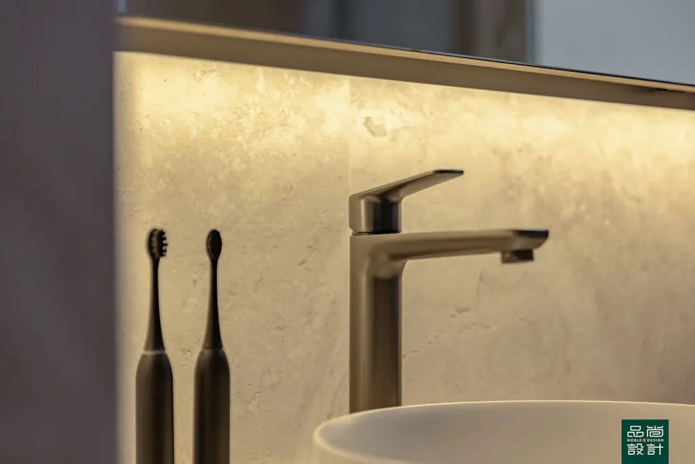 Bathroom in GreenVerge @ Tampines 4-room — interior by Noble Interior Design