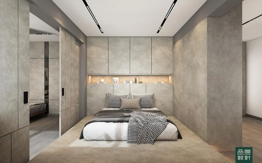 Master bedroom in Jumbo Flat @ Bishan — interior by Noble Interior Design