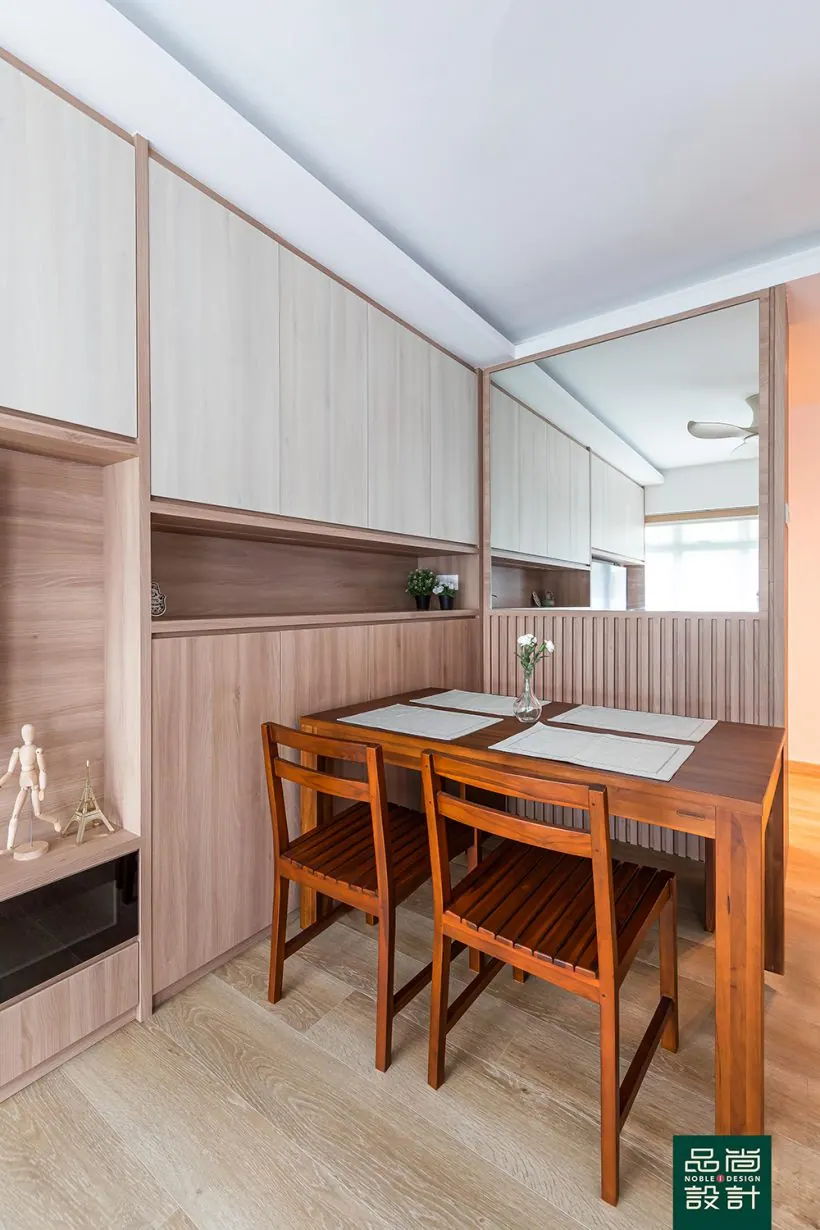 Dining area in Teck Ghee Vista @ AMK 4-room — interior by Noble Interior Design