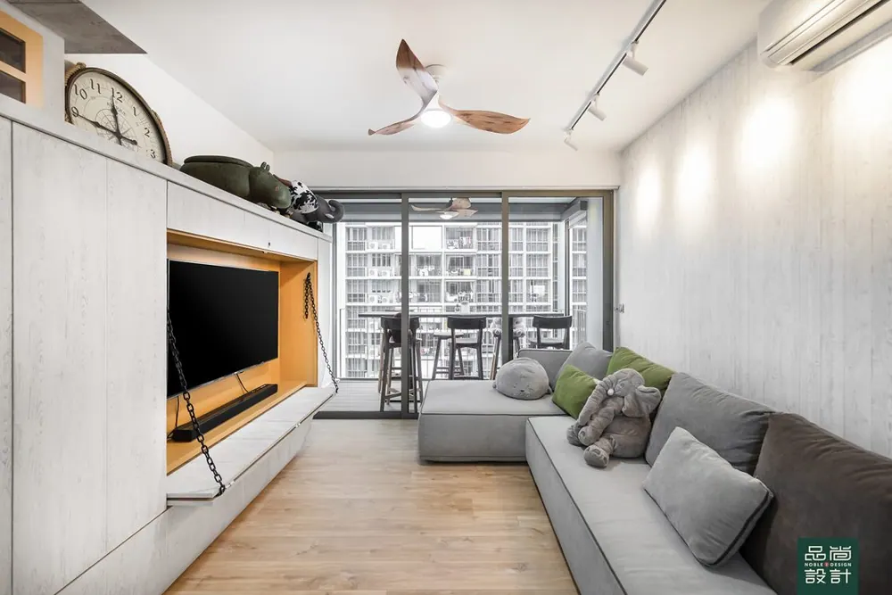 Living room in Sol Acres 3&FlexRoom — interior by Noble Interior Design