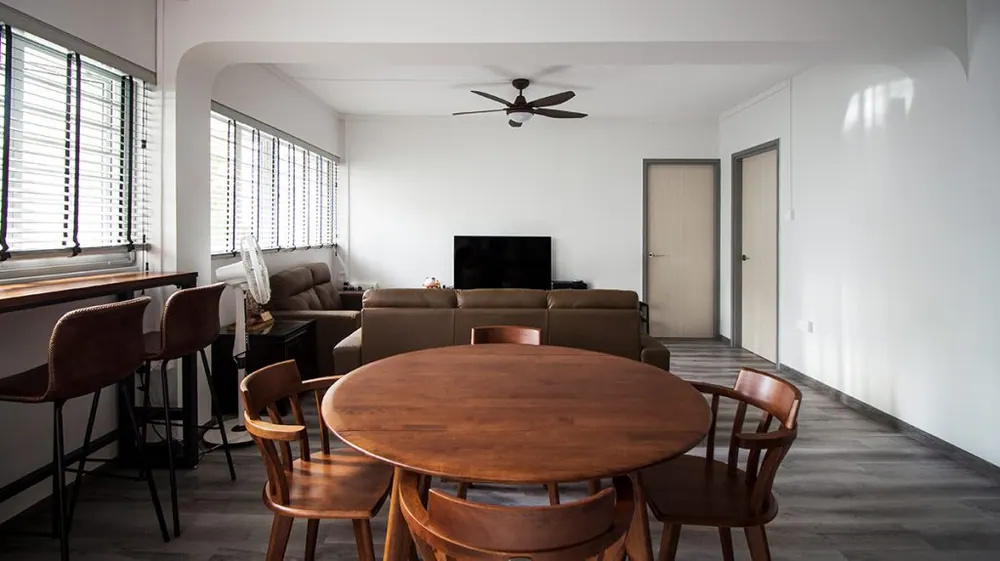 Jurong East 4-room