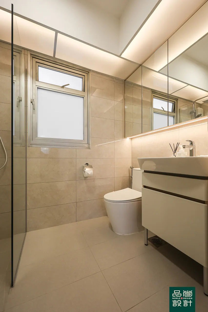 Admiralty Grove 4-room — interior by Noble Interior Design