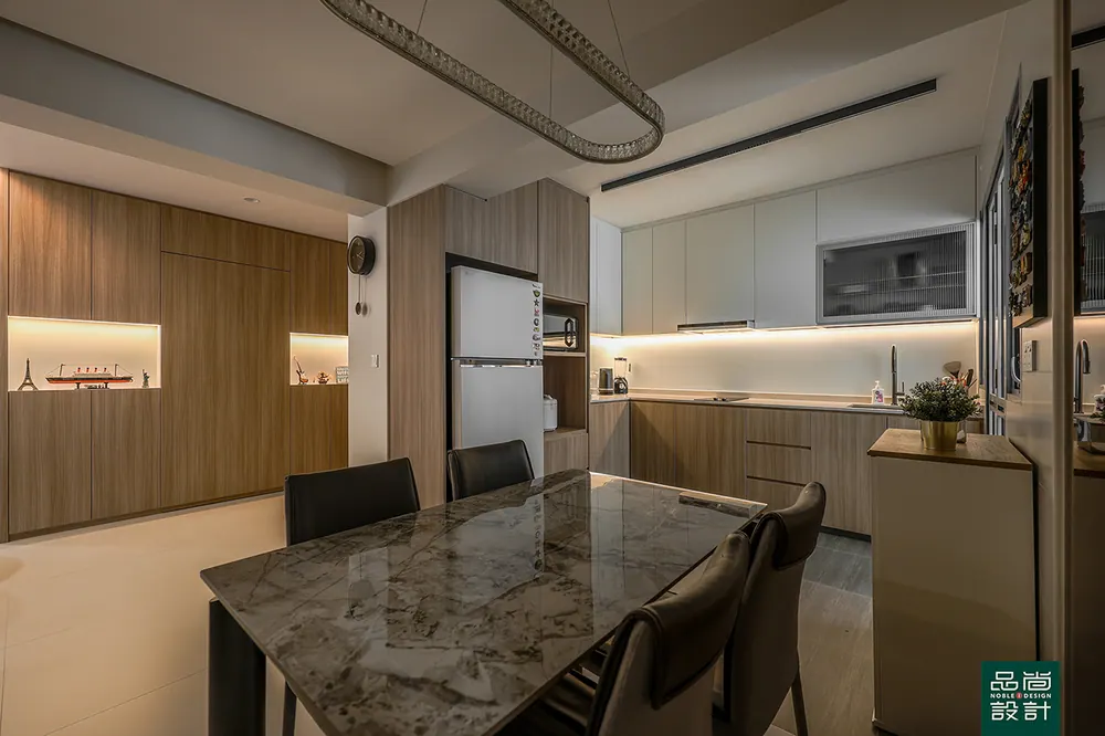 Alkaff Breeze 4-room — interior by Noble Interior Design