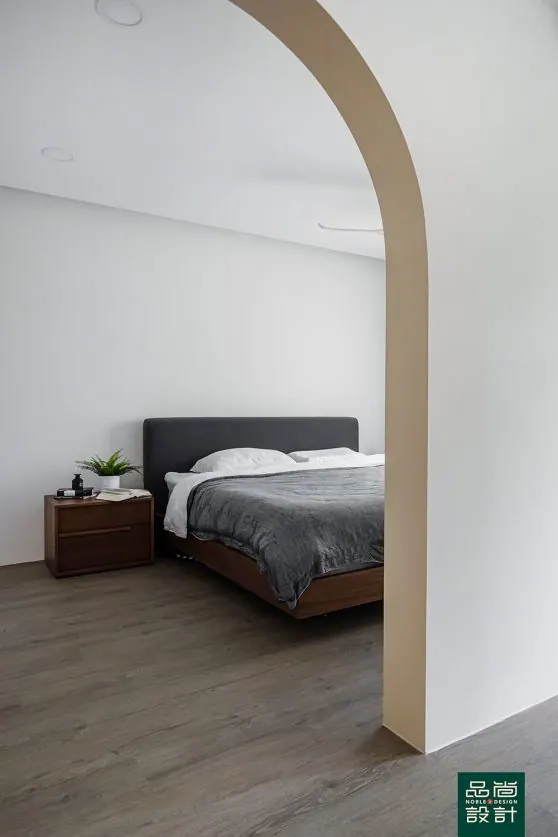 Alkaff Courtview 4-room — interior by Noble Interior Design