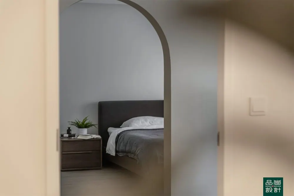 Alkaff Courtview 4-room — interior by Noble Interior Design