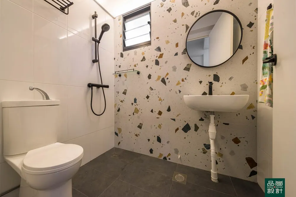 Bathroom in Alkaff Lakeview 4-room — interior by Noble Interior Design