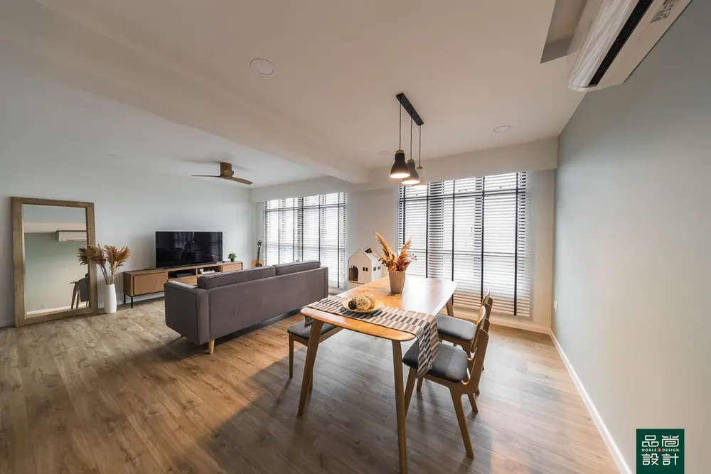 Living and dining in Alkaff Lakeview 4-room — interior by Noble Interior Design