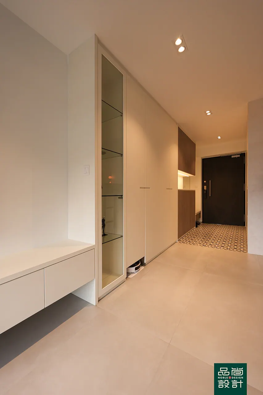 Teck Ghee Vista @ AMK 5-room — interior by Noble Interior Design