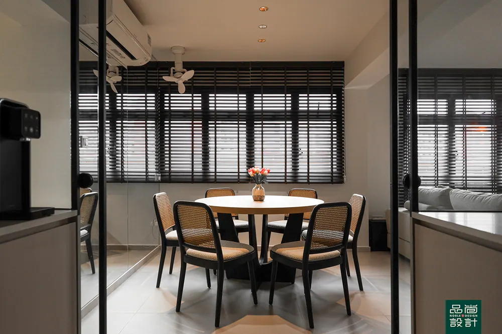 Teck Ghee Vista @ AMK 5-room — interior by Noble Interior Design