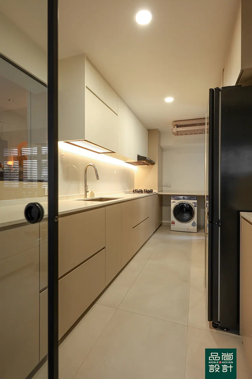 Teck Ghee Vista @ AMK 5-room — interior by Noble Interior Design