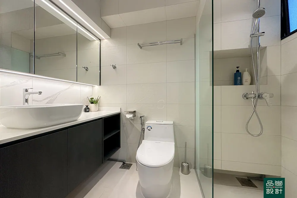 Teck Ghee Vista @ AMK 5-room — interior by Noble Interior Design